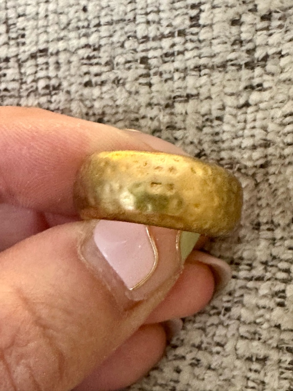Polished Gold Dome Band Ring for Women - Picture 2 of 3